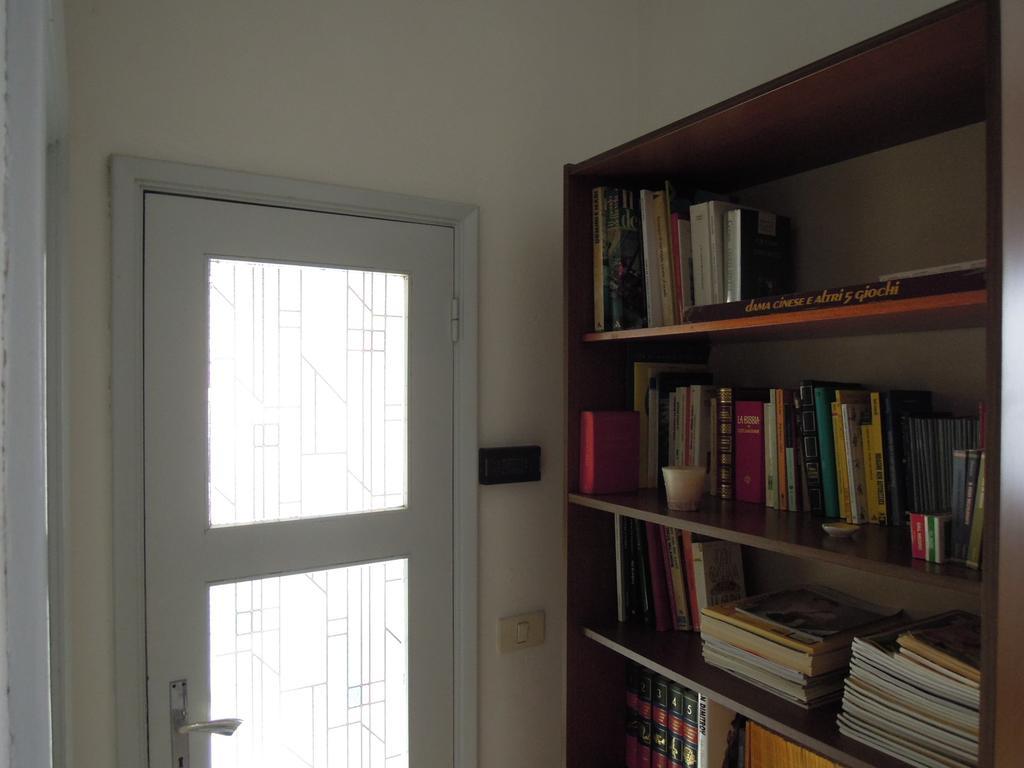 B&B Carlotta Μπολόνια Εξωτερικό φωτογραφία